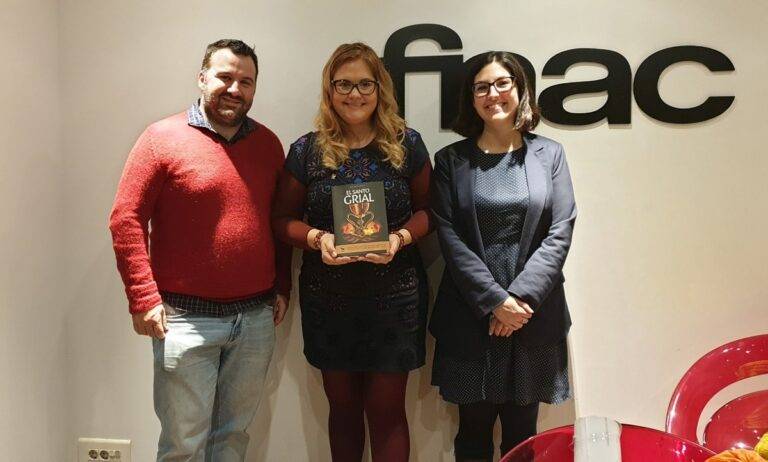 Presentat el llibre “El Santo Grial”, d'Ana Mafé