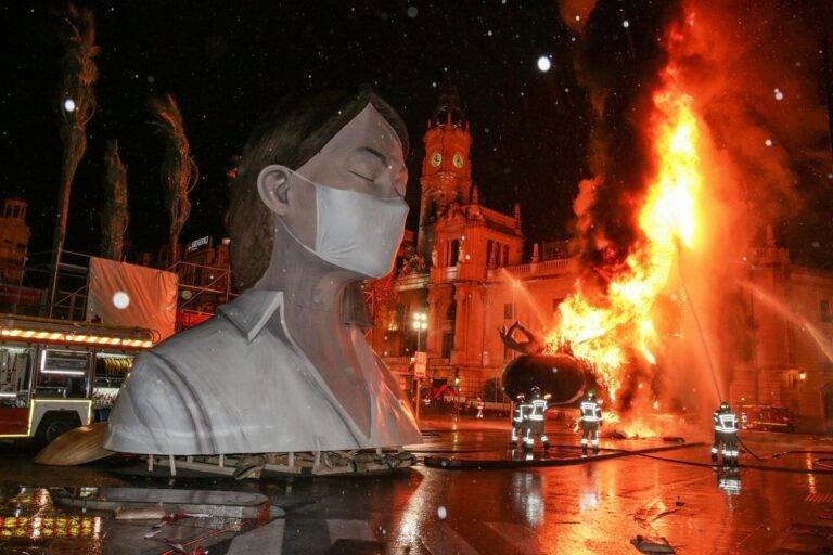 Estos son los horarios aprobados de la Cremà de las fallas