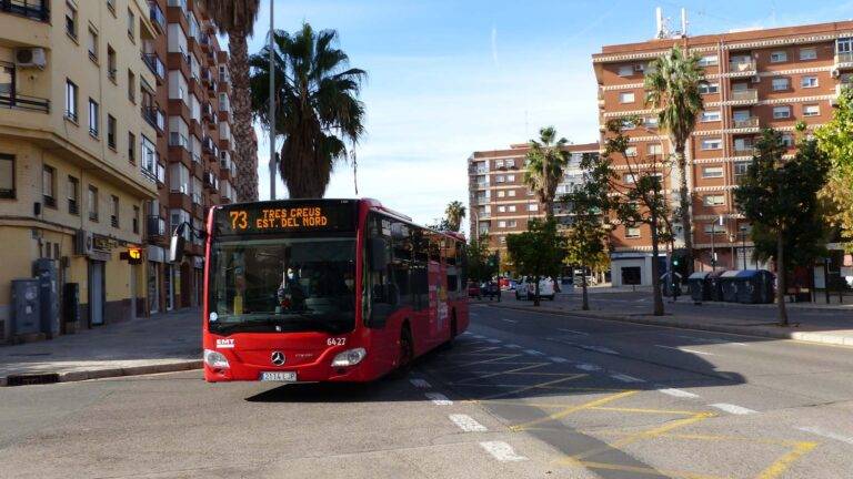 La línea 73 de la EMT tiene una nueva parada