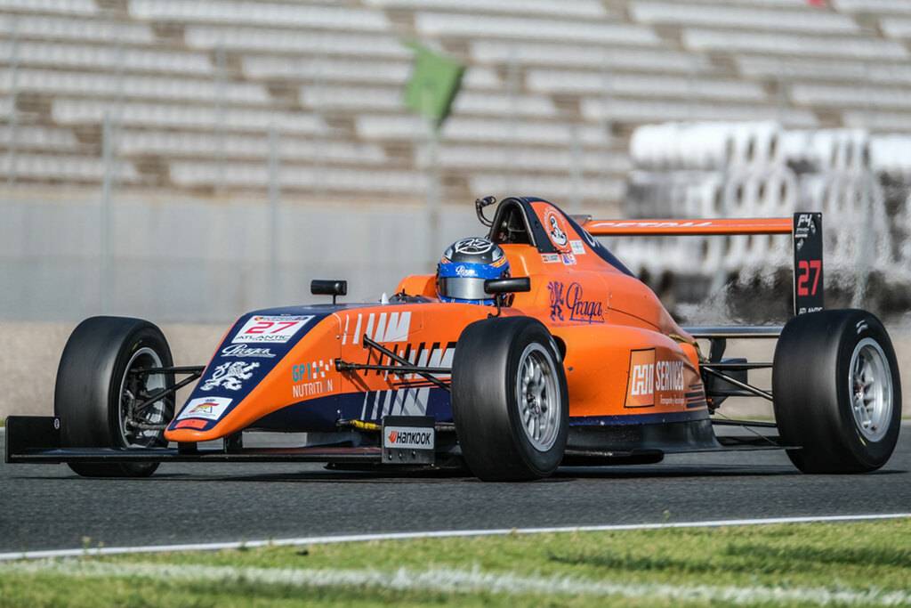 Nerea Marti F4