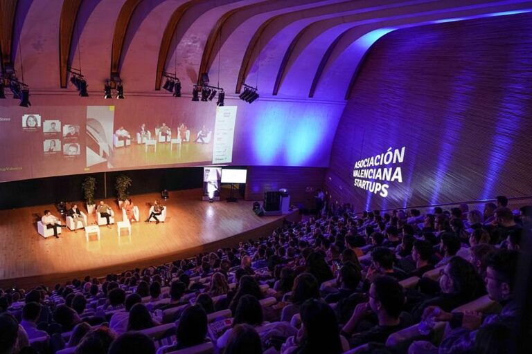 Startup Valencia amplia la seua junta directiva