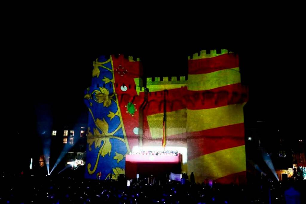 La Crida inicià les Falles 2022 8 crida 2022 torres serrans senyera