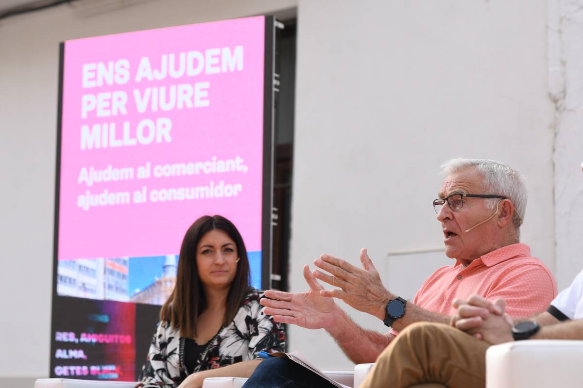 Ribó visita Patraix i el posa com a barri exemple d’inversions del govern municipal 4 Ribó visita el barri de Patraix