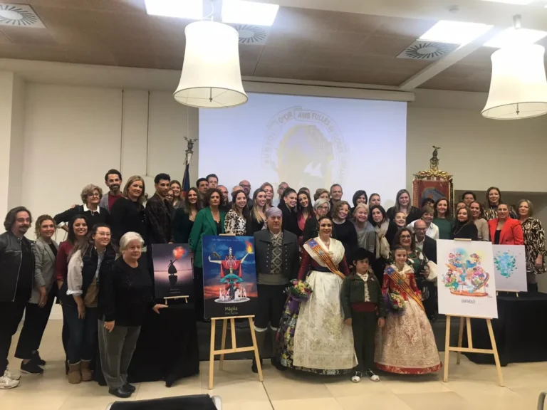 Falla Malvarrosa presentó los bocetos de sus fallas de 2023, obras de Pere Baenas y José Luis Platero