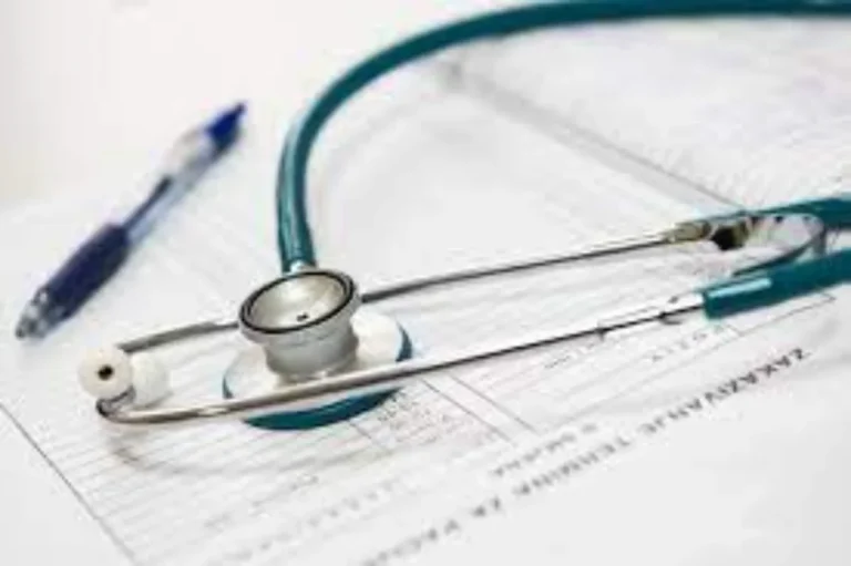 La contratación de seguros médicos privados va en aumento