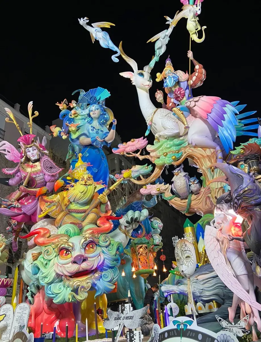 La Falla Exposició-Misser Mascó guanya el primer premi a la millor falla de l'any 2023 amb Kromatica 3 Exposició-Misser Mascó, Falla, Kromatica, primer premi, millor falla, 2023, València, art faller, ninot indultat, David Sánchez Llongo, Exposición-Micer Mascó, primer premio, mejor falla, arte fallero