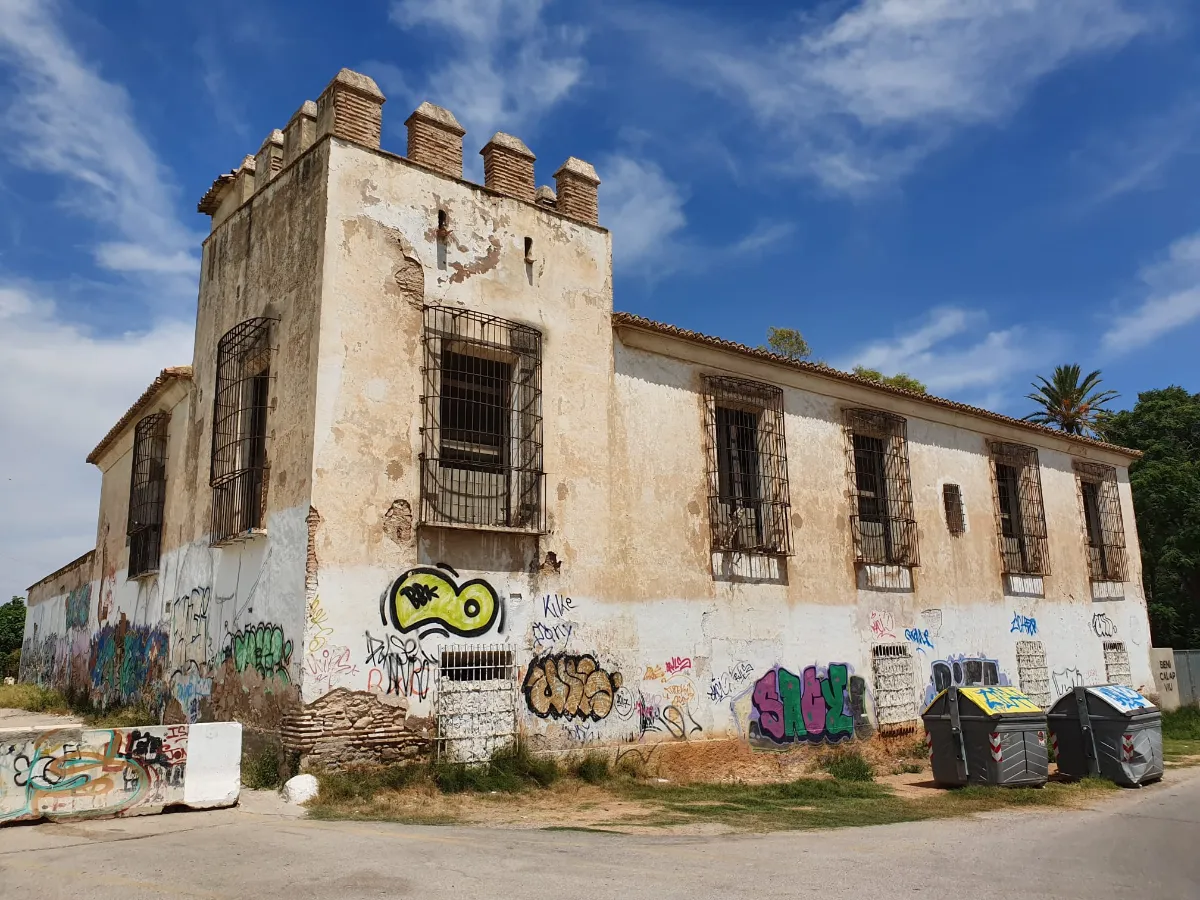 neteja de grafitis a València, limpieza de grafitis en València