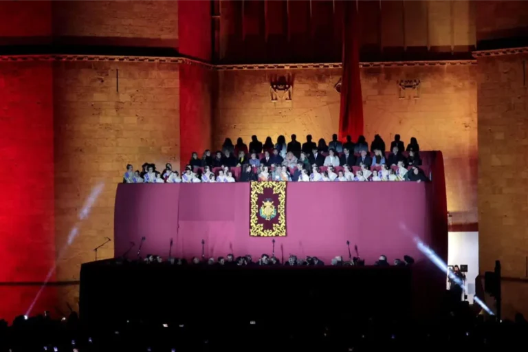 La Crida de les Falles 2024 Deixa els Regidors i Regidores de l'Oposició en la Penombra