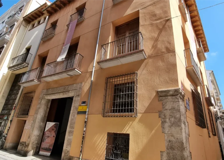 Compromís reclama a Catalá recuperar urgentemente los proyectos de tres museos festivos abandonados
