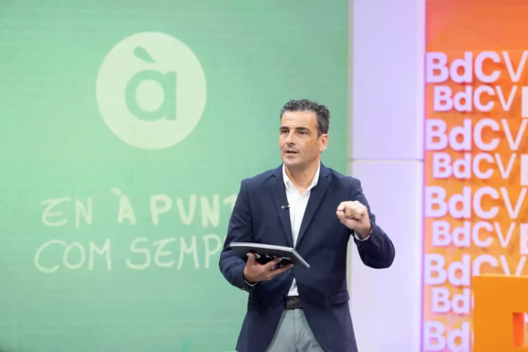 Dimisión de Alfred Costa como director de À Punt: ¿motivos personales o maniobras de Mazón?