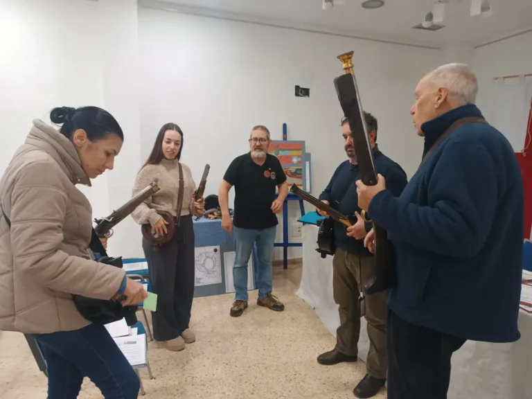 Curso del Alardo y distinción para su organizador