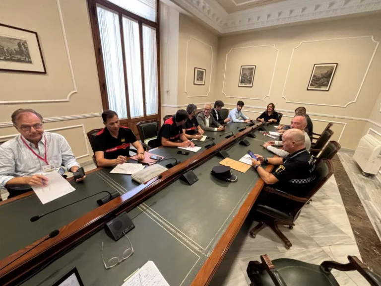 Suspensión de la Procesión Cívica en València por el 9 d’Octubre: medidas y el Senyera-móvil que no saldrá