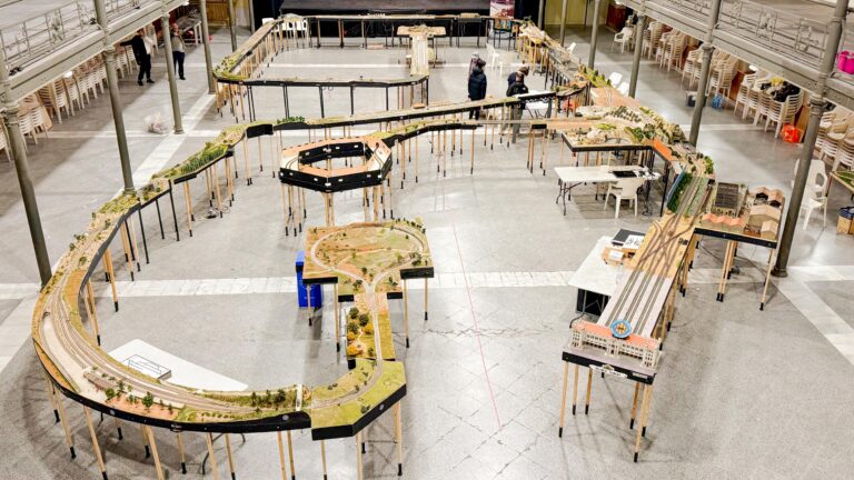 Exposició de maquetes ferroviàries de l’AVAF al Magatzem de Ribera de Carcaixent
