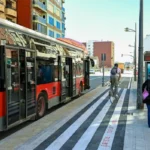 Obert el tram central del carril bici de Sant Vicent Màrtir a València