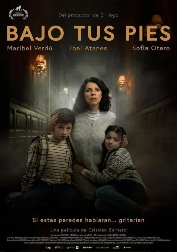 Cartell de bajotuspies