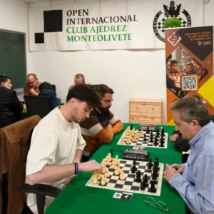 Torneig professional d'escacs a Russafa amb partides Blitz i validesa ELO FIDE