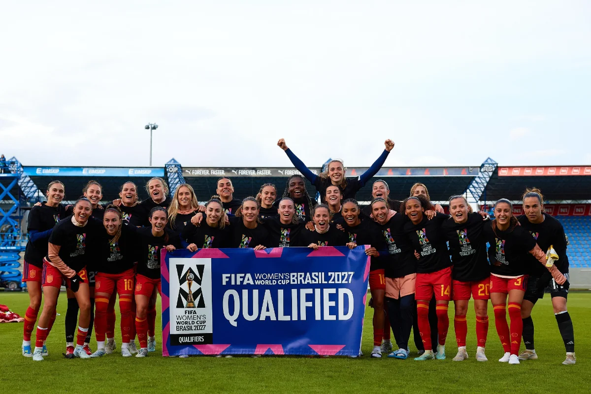 València: Turisme, Oci, Actualitat i tot el que has de saber sobre la ciutat 25 Espanya goleja Islàndia i certifica el bitllet al Mundial femení 2027