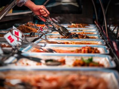 Malbaratament alimentari en hotels amb aliments preparats en un bufet