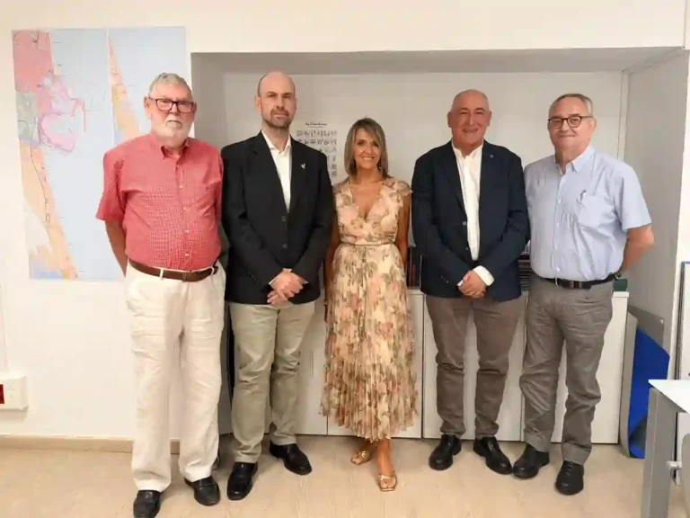 La Junta Major de la Setmana Santa Marinera coordina amb l’Ajuntament el calendari amb les Falles