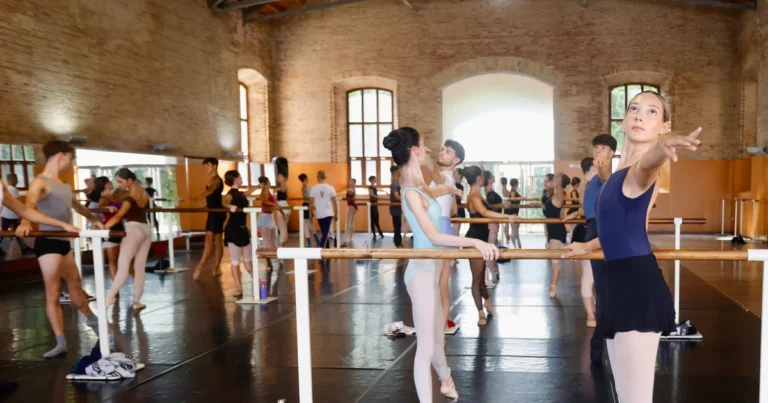 El Campus Internacional València Dansa reúne a 153 bailarines y cierra con una muestra gratuita