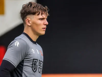 Kayne van Oevelen, nou porter del Valencia CF