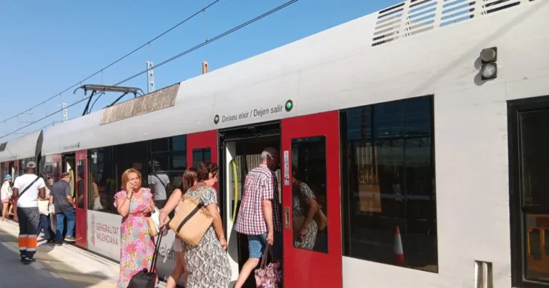 Metrovalencia recupera el 1 de septiembre los horarios habituales en toda la red