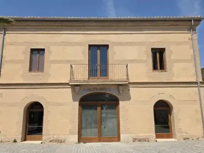 Façana de la Casa dels Bous, seu del Museu de la Mar de València