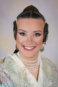 Claudia Hernández López, candidata a Fallera Major de València 2027