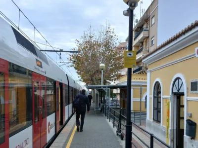 Estació de Rafelbunyol de la línia 3 de Metrovalencia