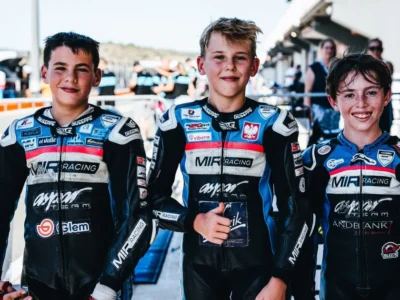 Pilots de la MIR Racing Aspar Cup durant la prova disputada al Circuit Ricardo Tormo de Cheste