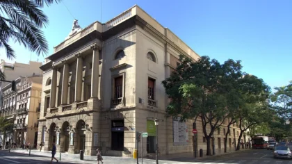 El cierre del Teatre Principal abre una crisis cultural e institucional en València