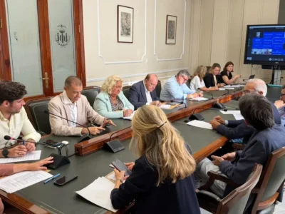 Reunió del CECOPAL per l’alerta roja per pluges a València